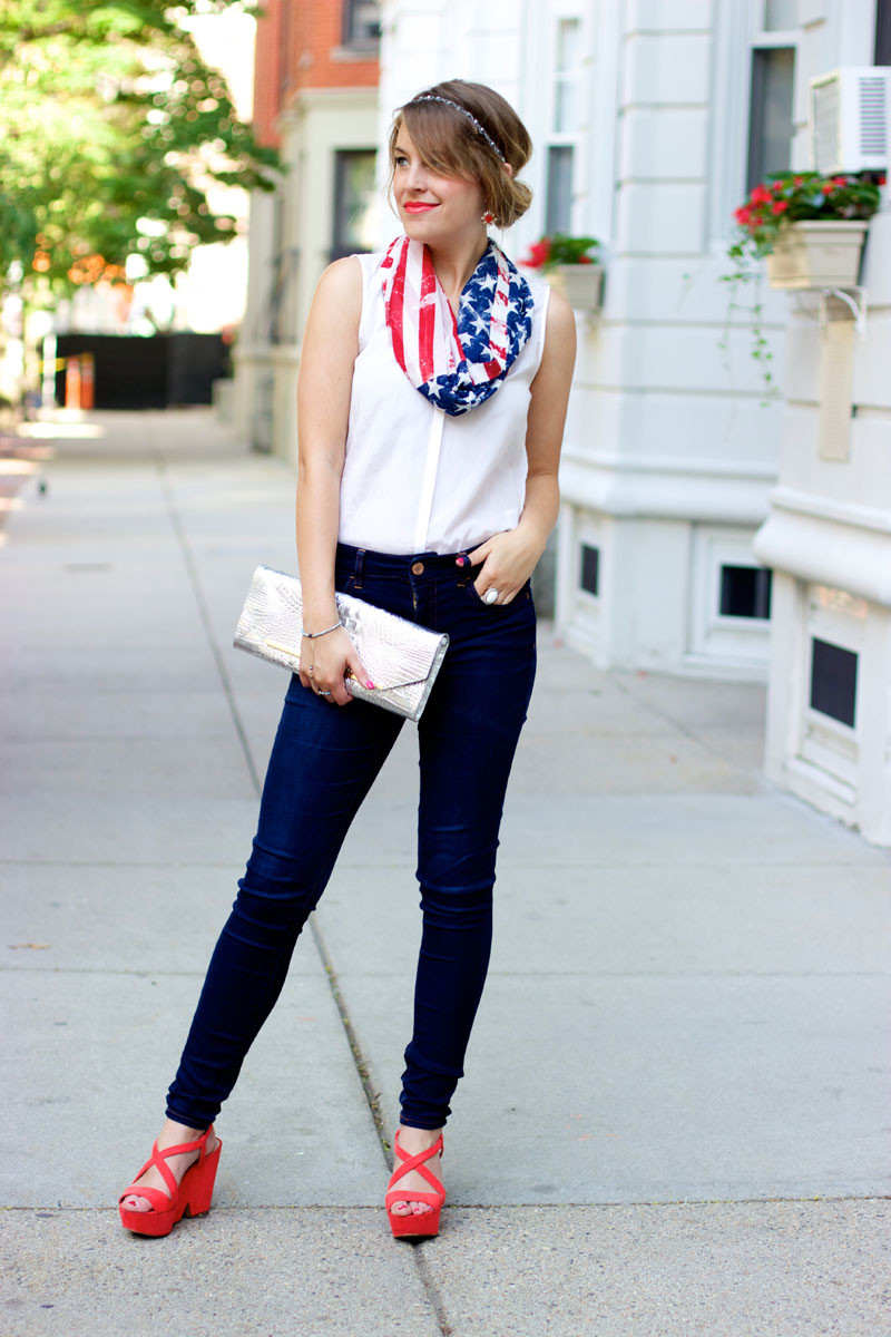 red white and blue outfit, american flag scarf, denim 4th of july outfit